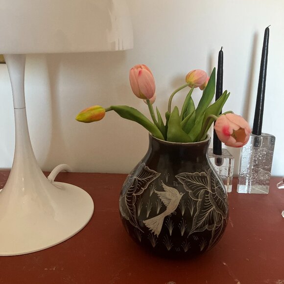 Vintage Michoacán Clay Vase, Mexican Handpainted Pottery Vase - Picture 5 of 7